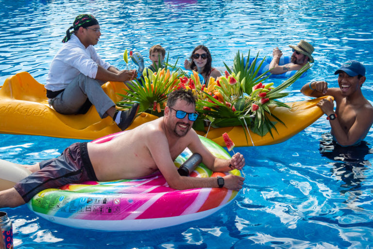 sapphire-poolside-food-all-inclusive